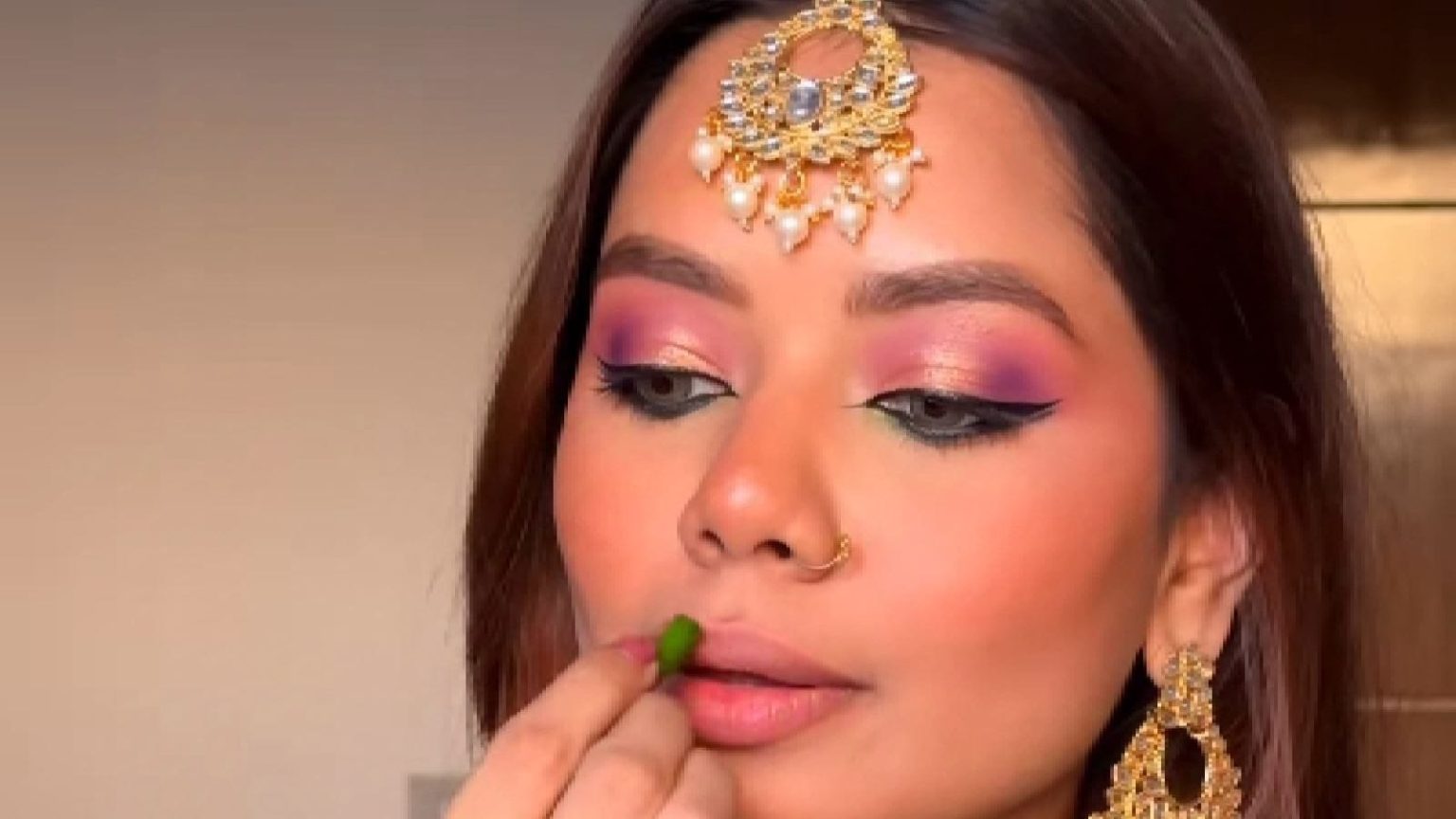 Beauty influencer uses green chilli as a lip plumper: Should you try it?