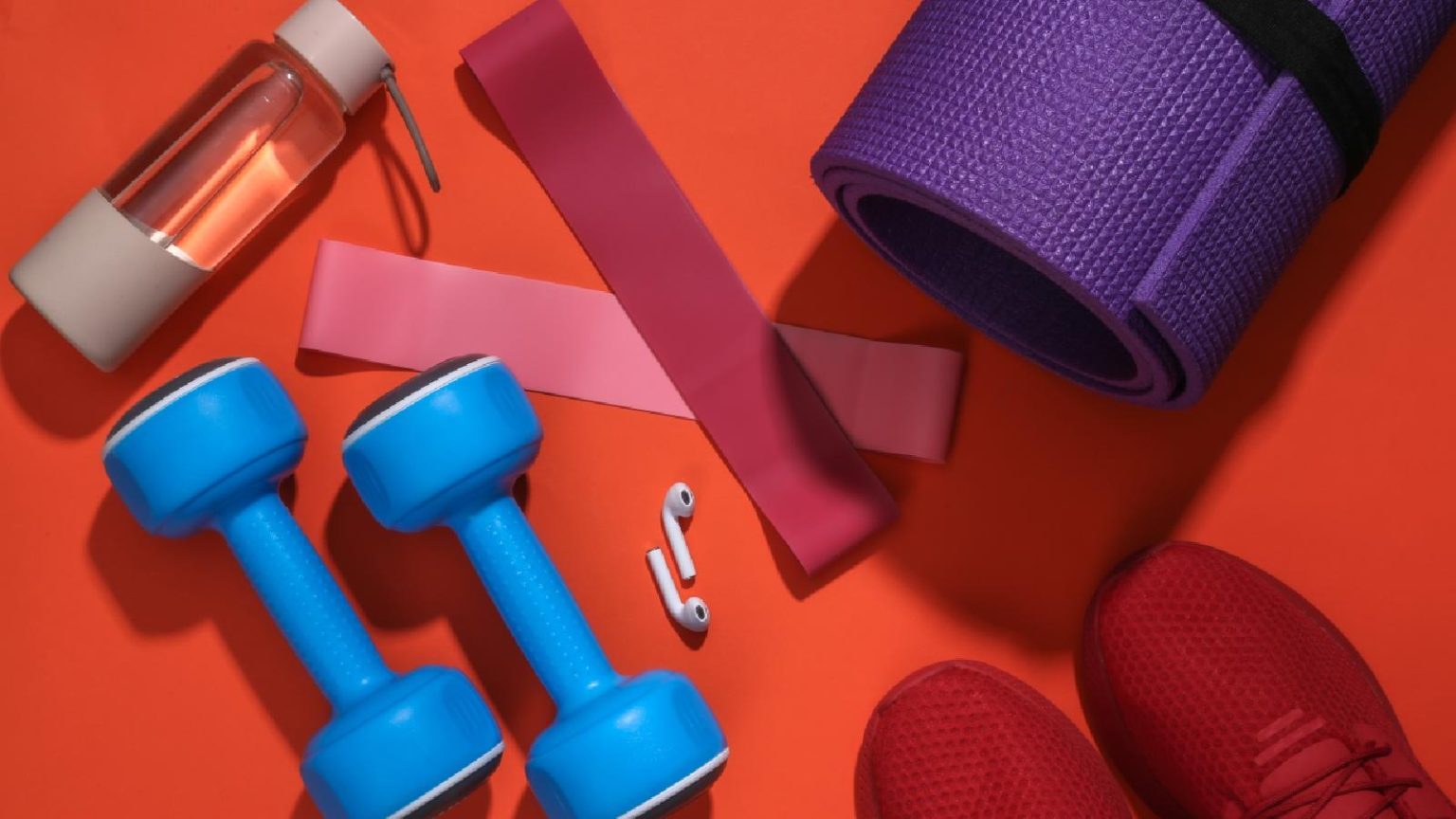 10 last-minute Valentine’s Day gift ideas for your fitness enthusiast partner