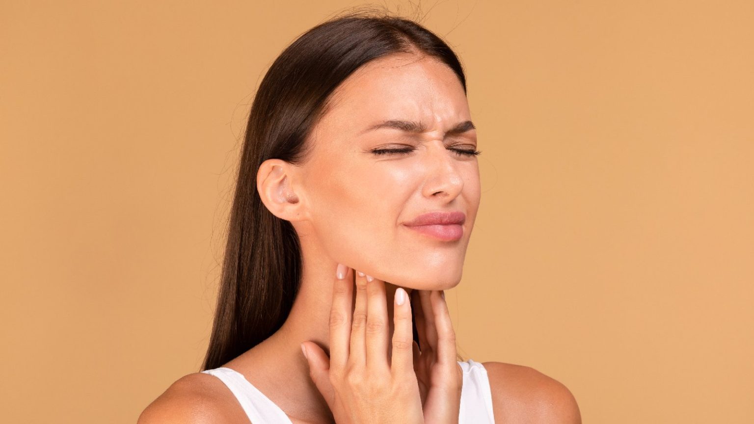 New Covid-19 variant causing 'razor blade throat'? Know all about it